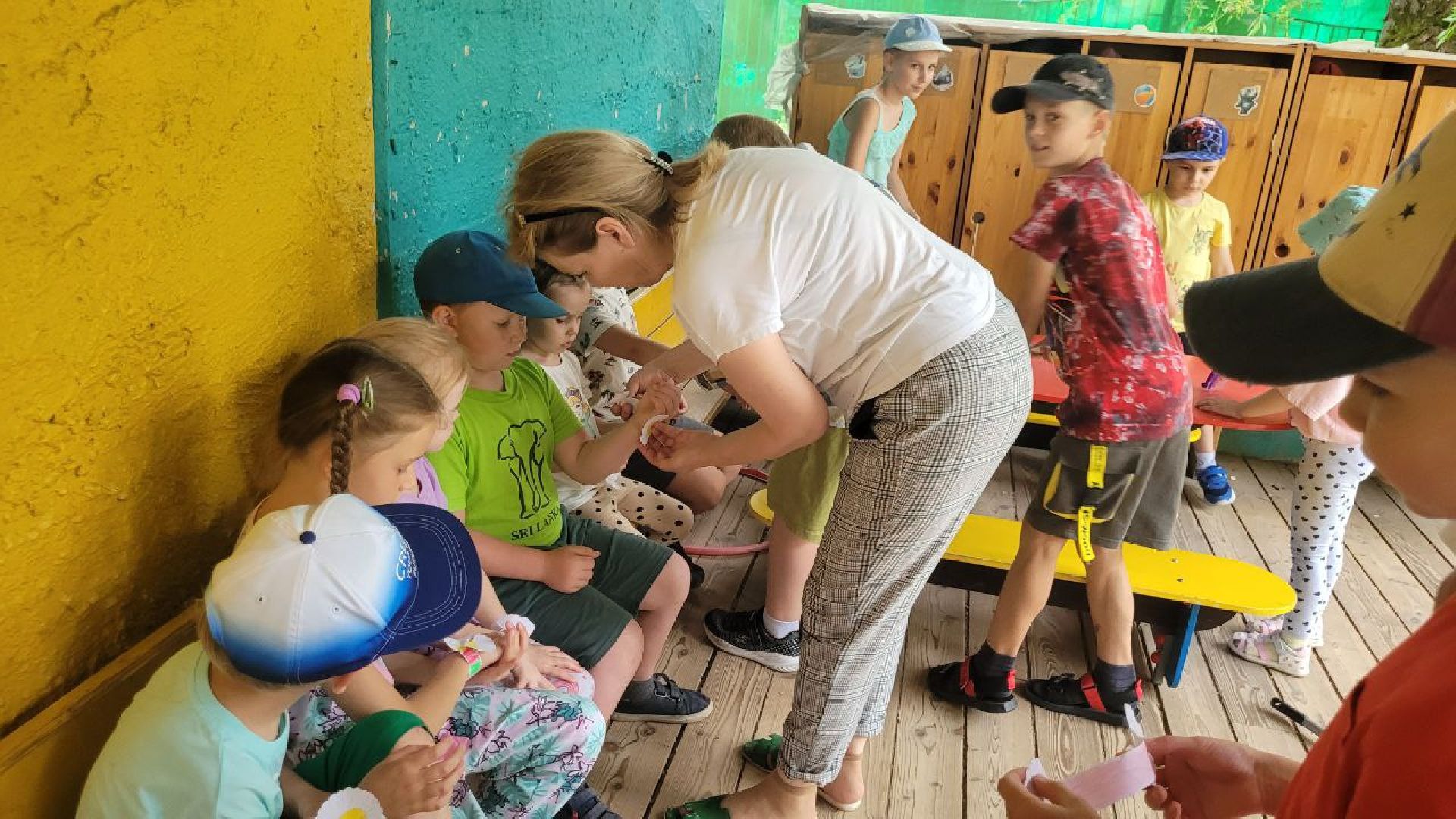 дети; семья; ценности; лагерь; видное