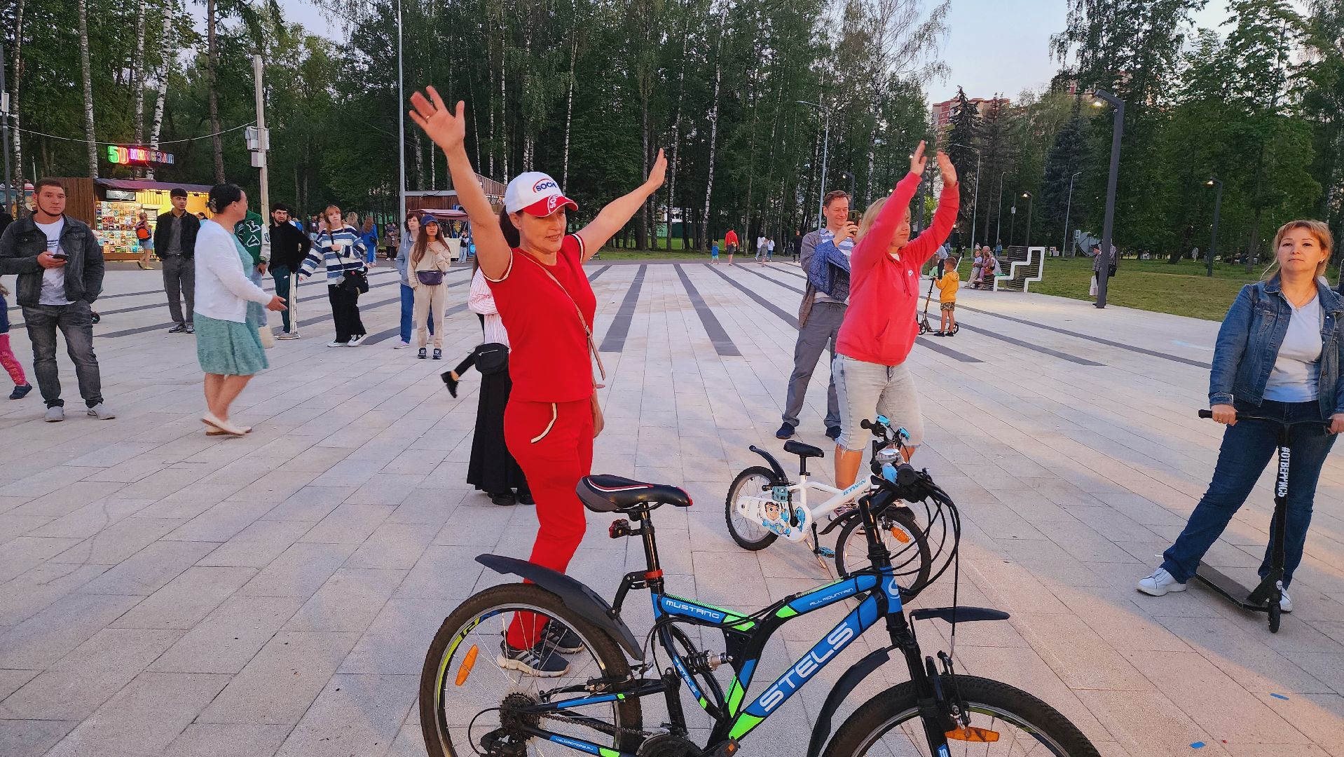 Подмосковье, Ивантеевка, Ночь в парке, Подмосковные парки