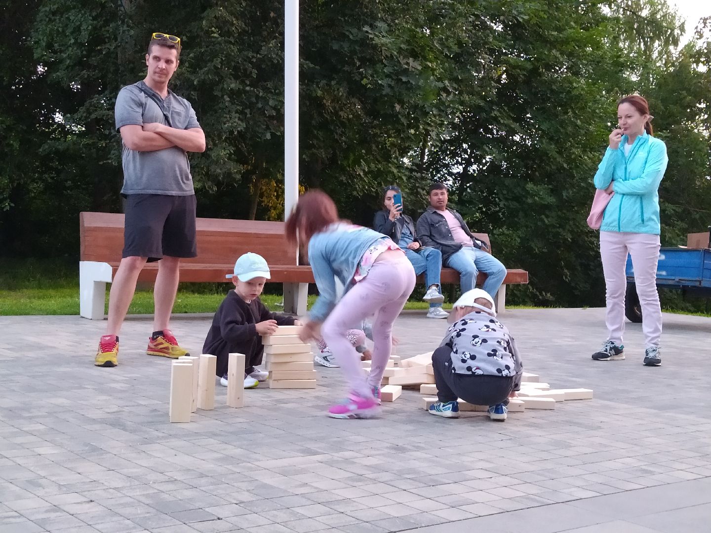 Истра, парк, дженга, ночь