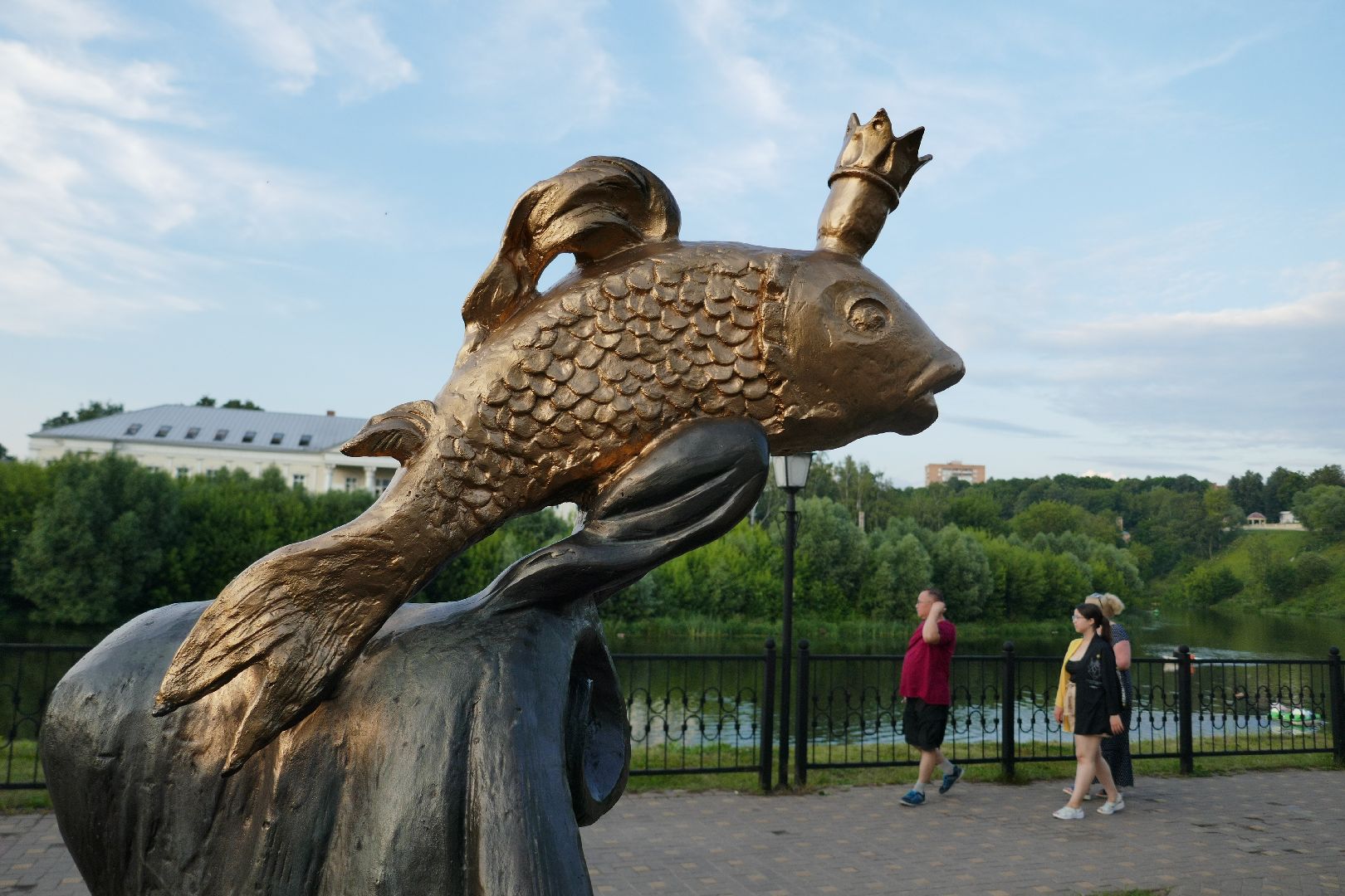Подольск, Золотая рыбка, скульптура, туризм, путешествия, Подмосковье