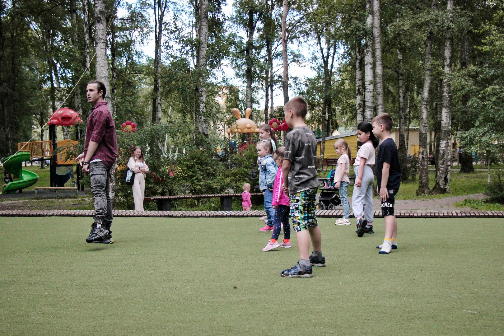 Лобня, парк, танцы