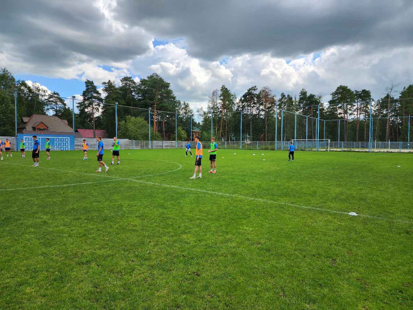 Раменское, спорт, ФК Леон Сатурн, предыгровая тренировка