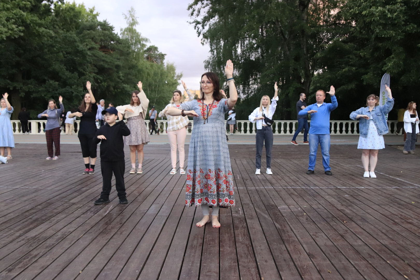 Культура, танцы, искусство,парки,лето в Подмосковье,восточные танцы