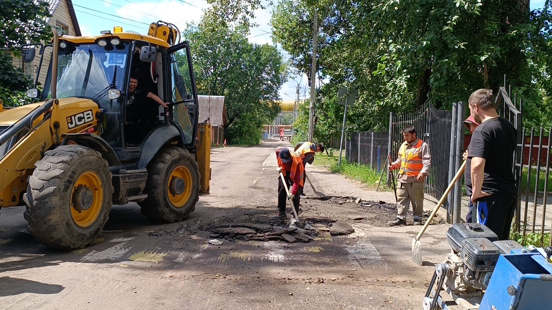 Лобня, дорога, школа