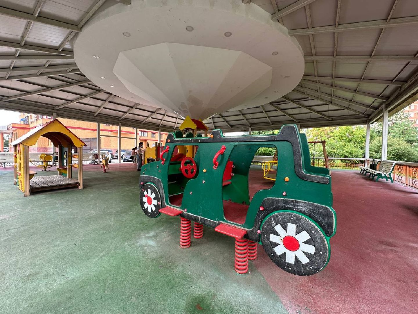 Реутов, ЖКХ, управляющая компания, детская площадка, благоустройство