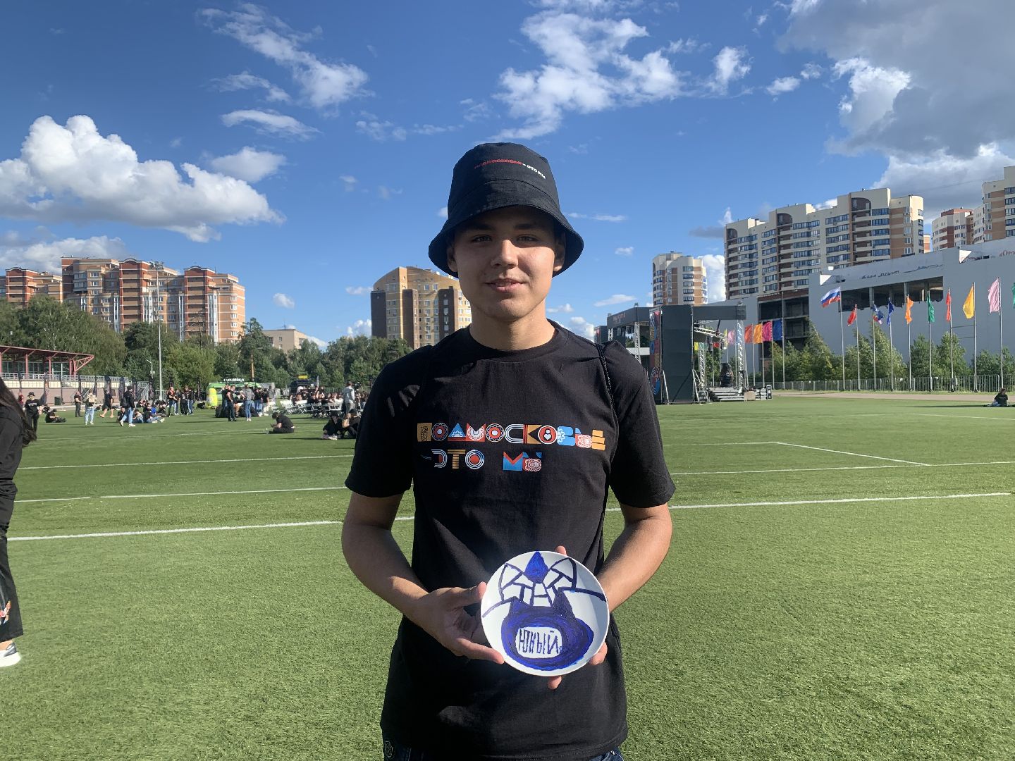 Роспись по стеклу,Красногорск, люди,творчество, народные ремесла, народ, традиции