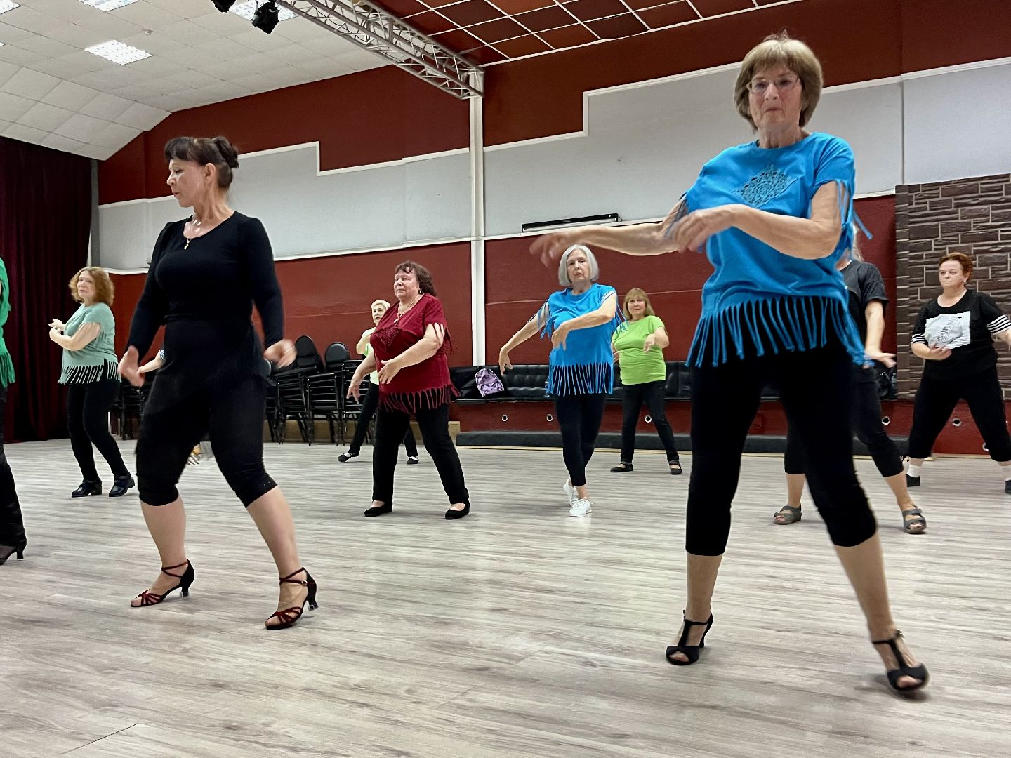 Наро-Фоминск, активное долголетие, культура Подмосковья, бальные танцы, джайв, кадриль, ЦДК «Звезда»