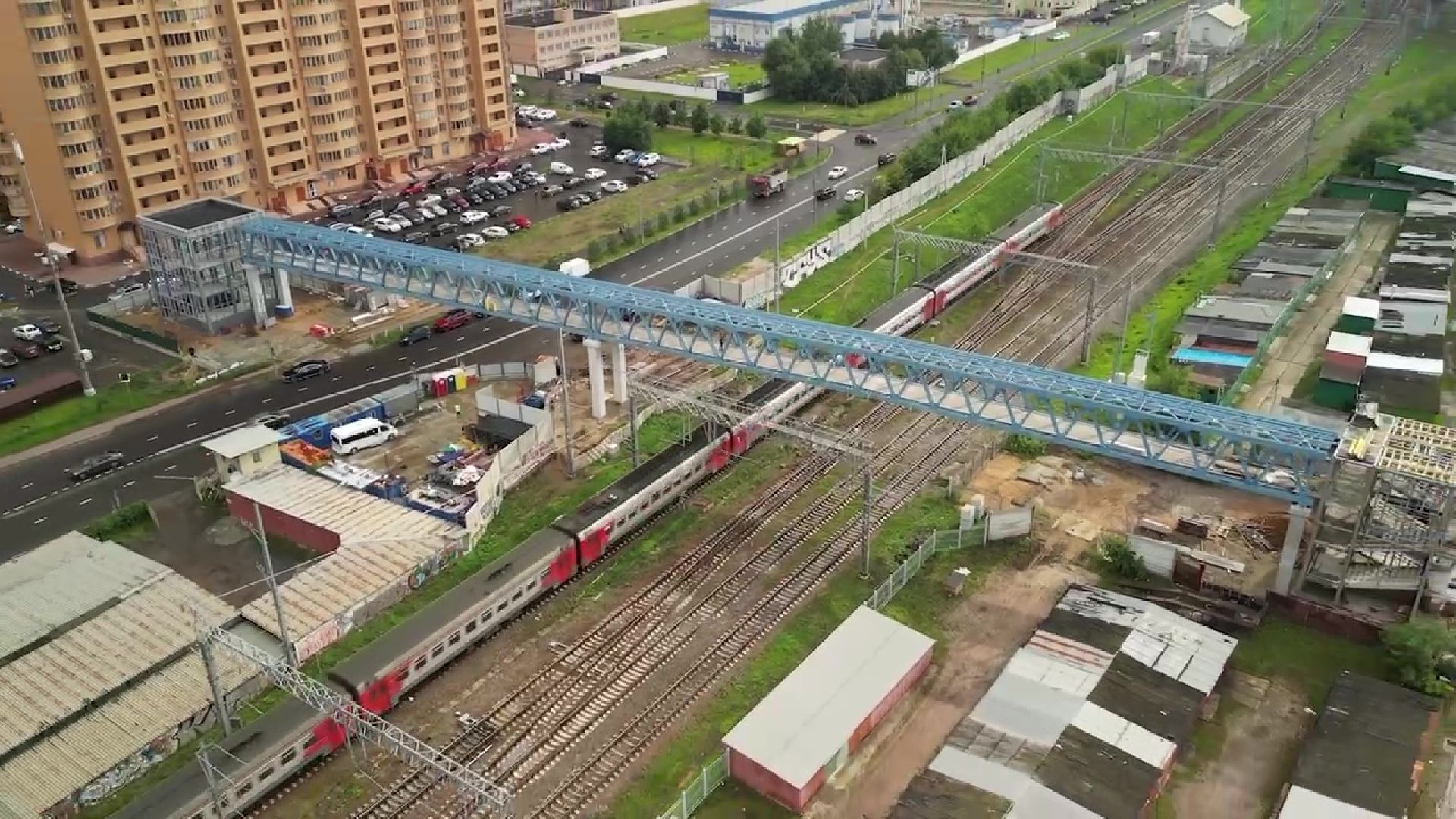 Реутов, строительство, переход, над землёй