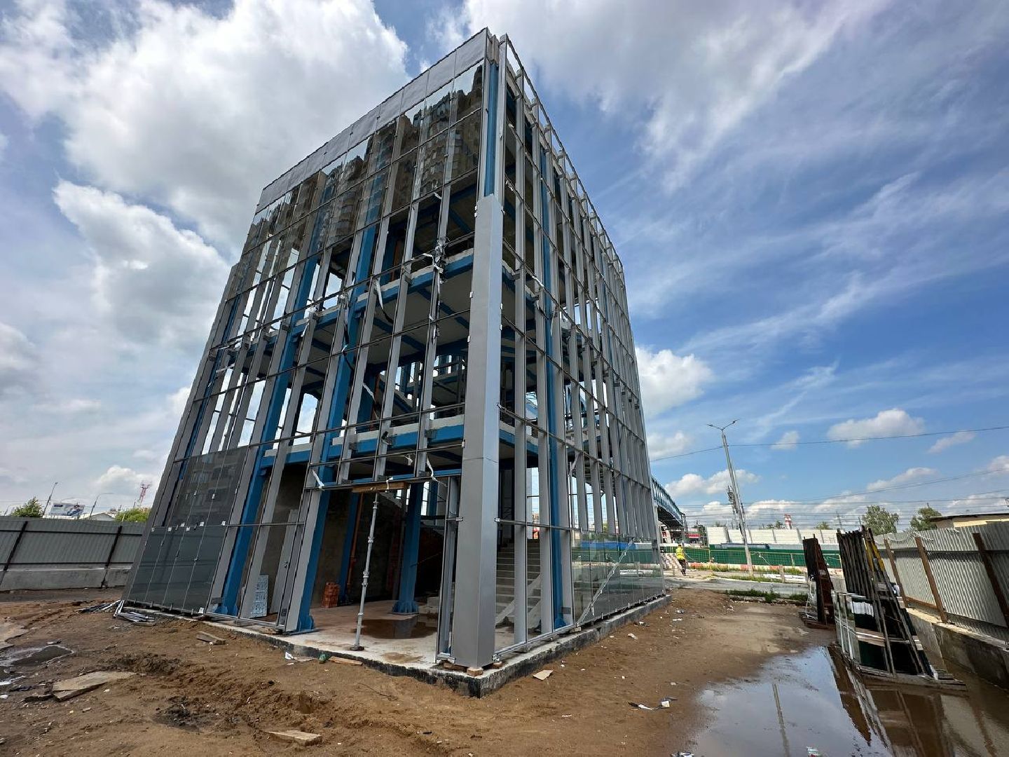 Реутов, строительство, переход, над землёй