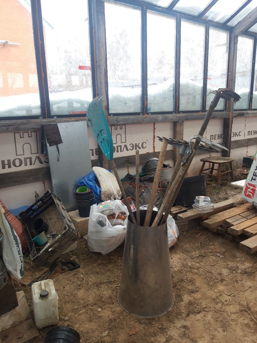 помощь людям, выплаты, продукты,