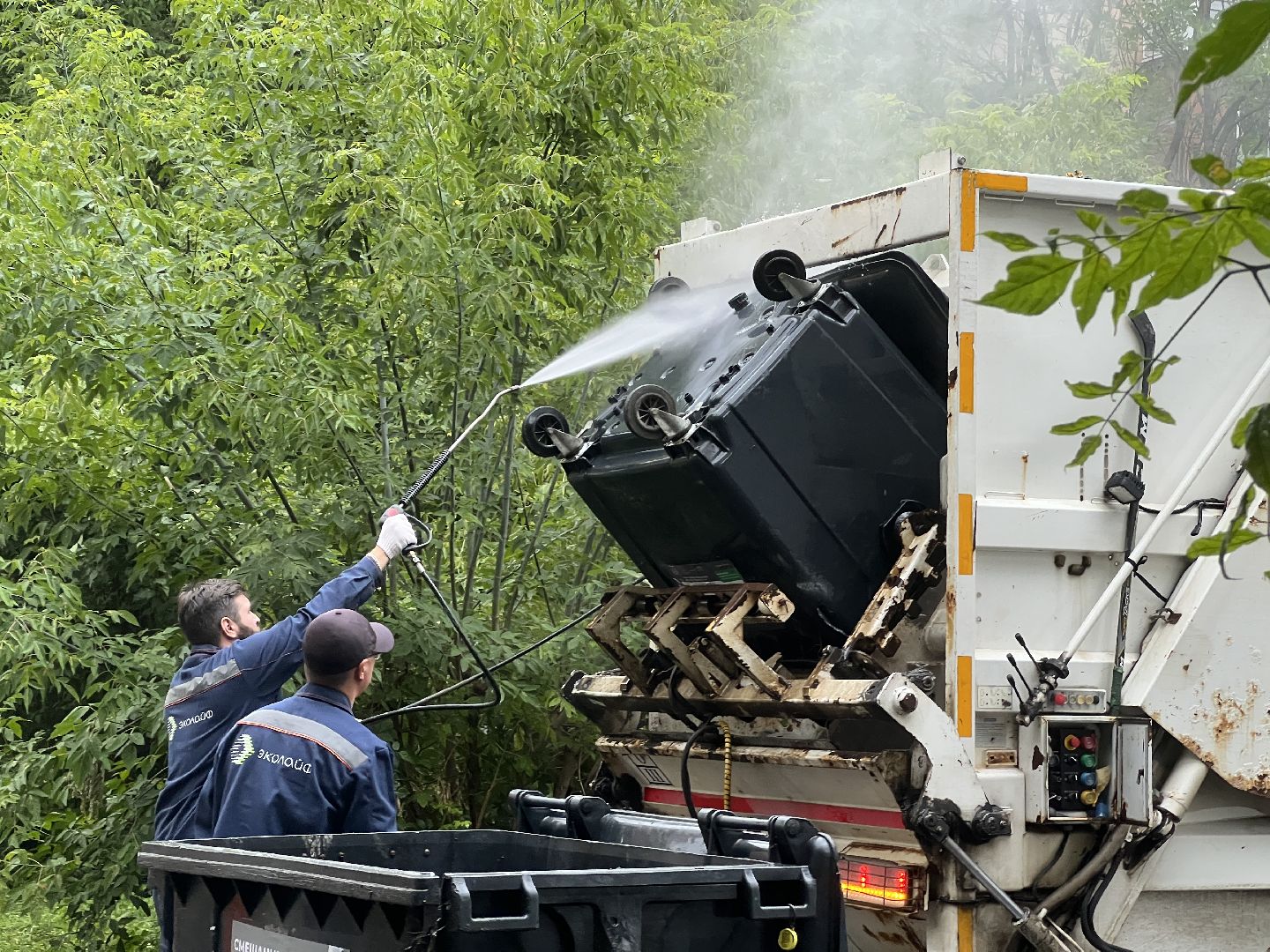 Химки, ЖКХ, благоустройство, мусорные контейнеры, сбор мусора