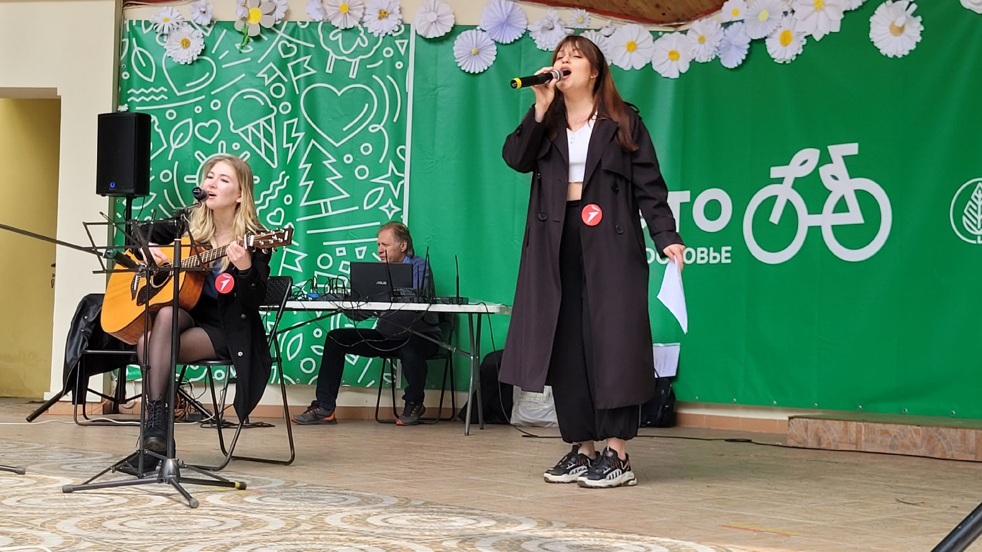 гитара; струны; музыка; видное; творчество