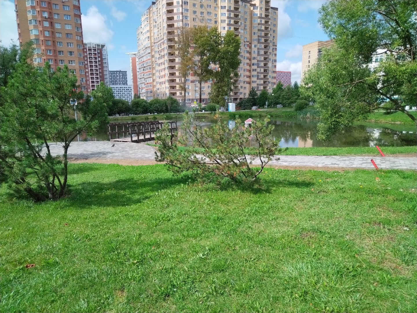 Мытищи, Ядреевский пруд, благоустройство, сквер на улице Колпакова