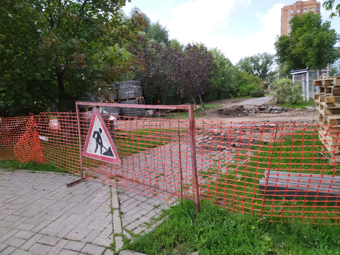 Мытищи, Ядреевский пруд, благоустройство, сквер на улице Колпакова