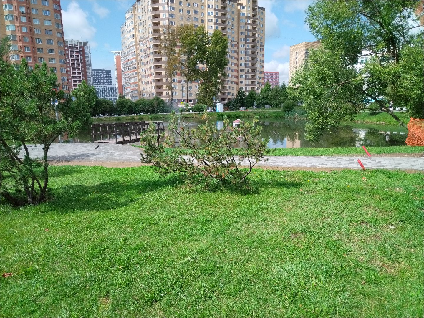 Мытищи, Ядреевский пруд, благоустройство, сквер на улице Колпакова