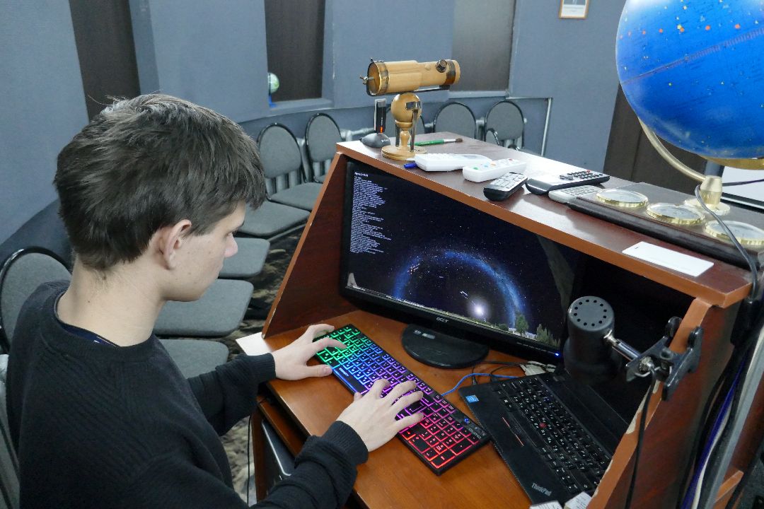 Спутник, Подольск, космос