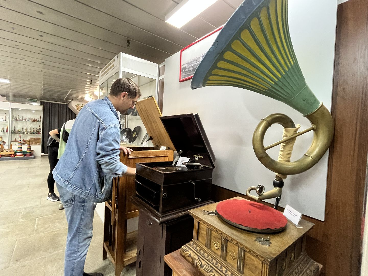 Наро-Фоминск, патефон, мелодия, грампластинка, Наро-Фоминский музей, Апрелевка