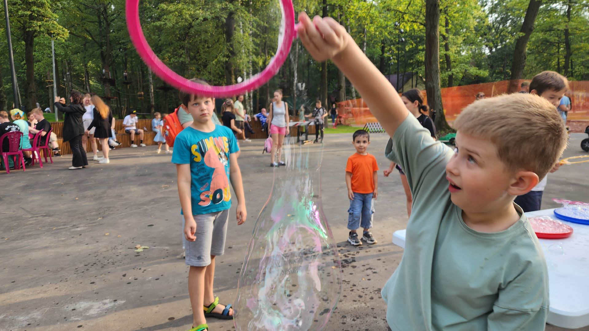 Ступино, молодежное лето, мыльные пузыри