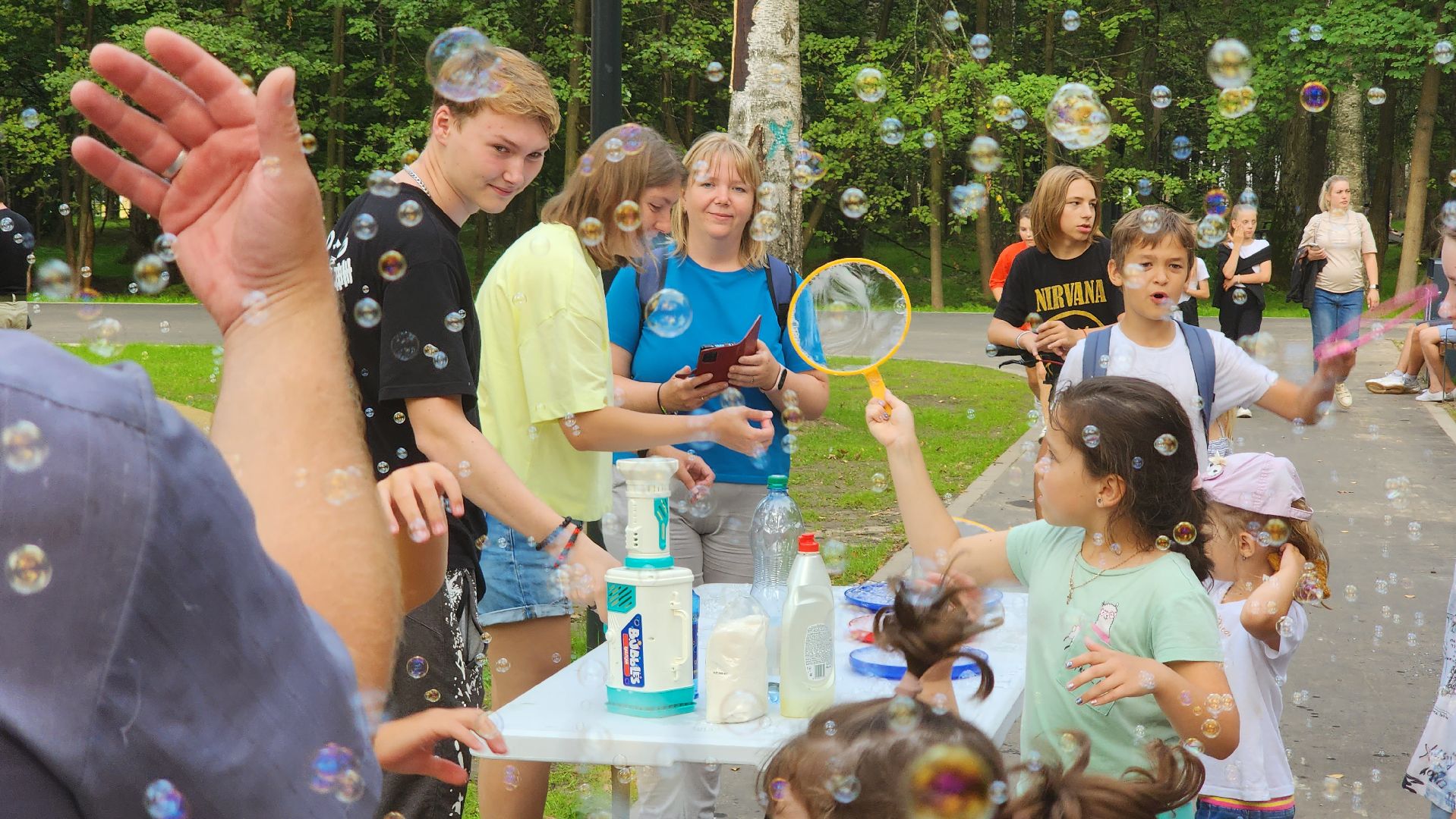 Ступино, молодежное лето, мыльные пузыри