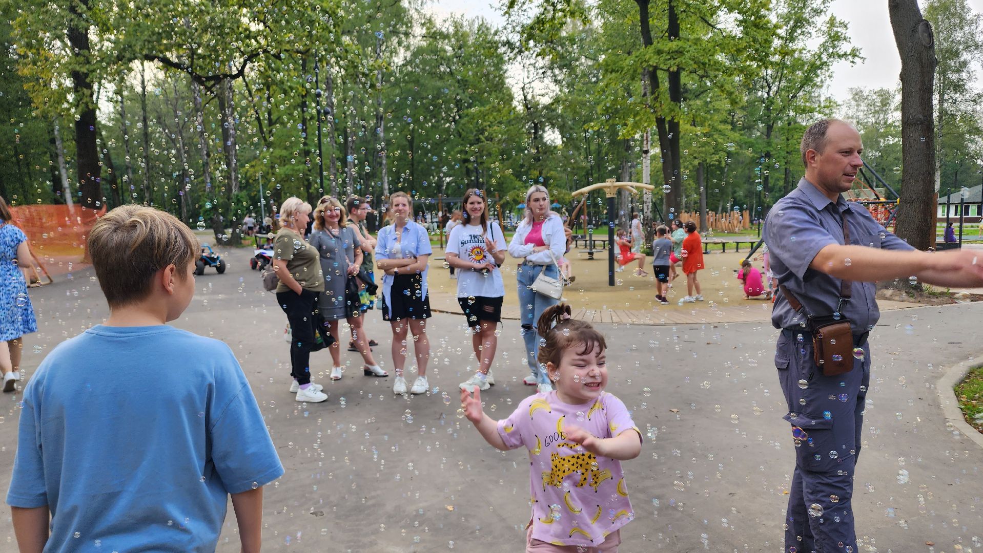 Ступино, молодежное лето, мыльные пузыри