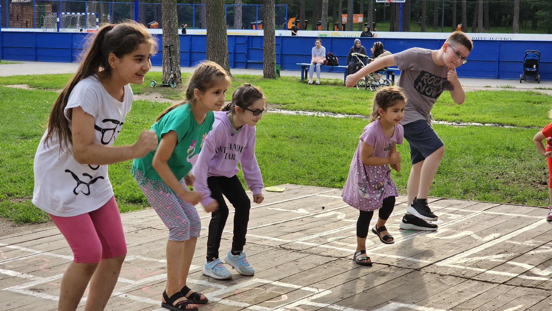 отдых, танцы, разминка, Кузьминский лесопарк