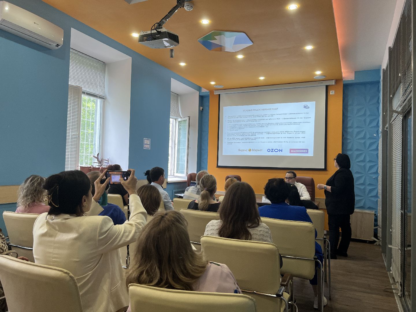 Химки, экономика, предприниматели, круглый стол, меры поддержки