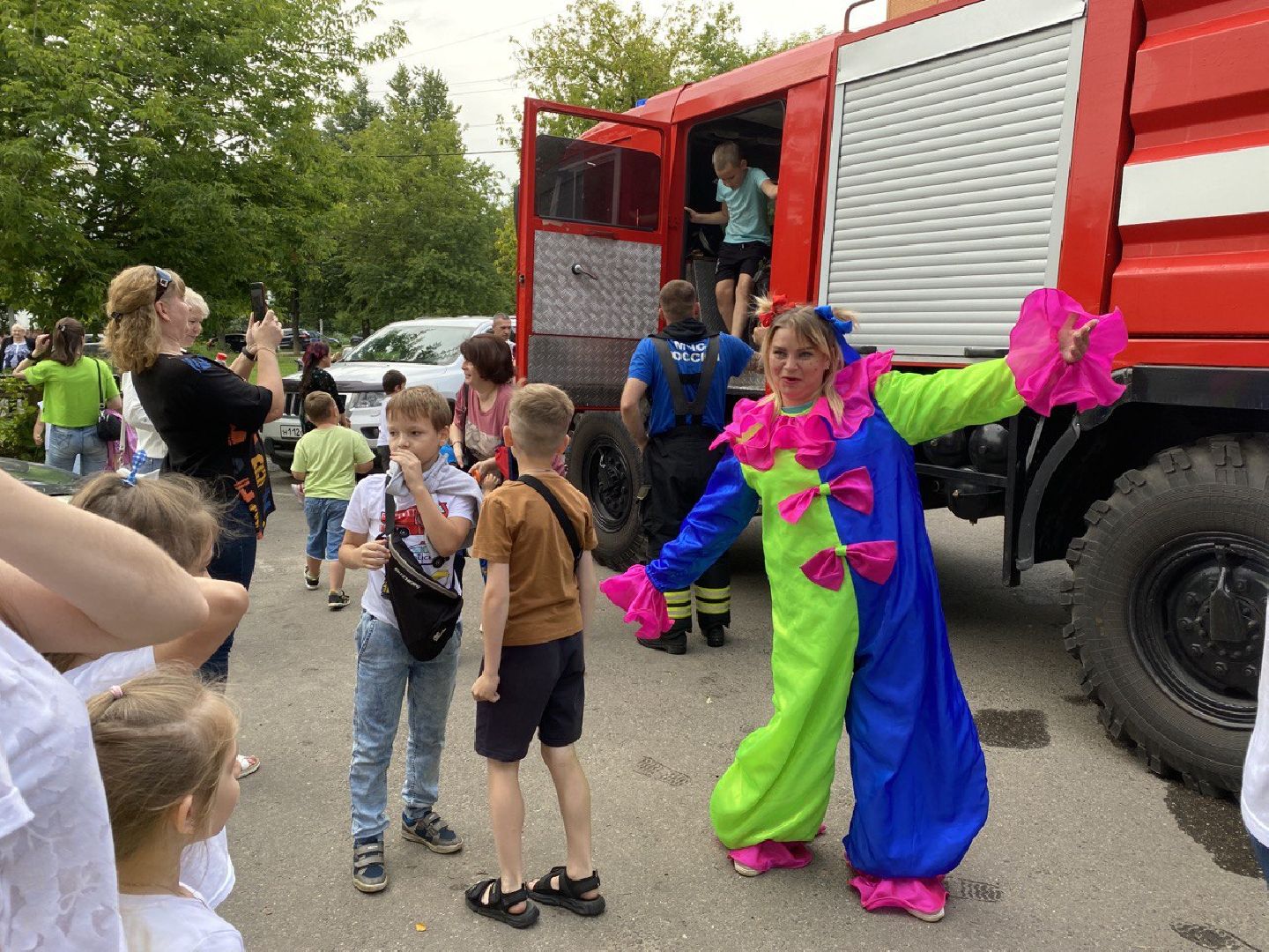 Чехов, праздник, ЖКХ, жители, двор, дети