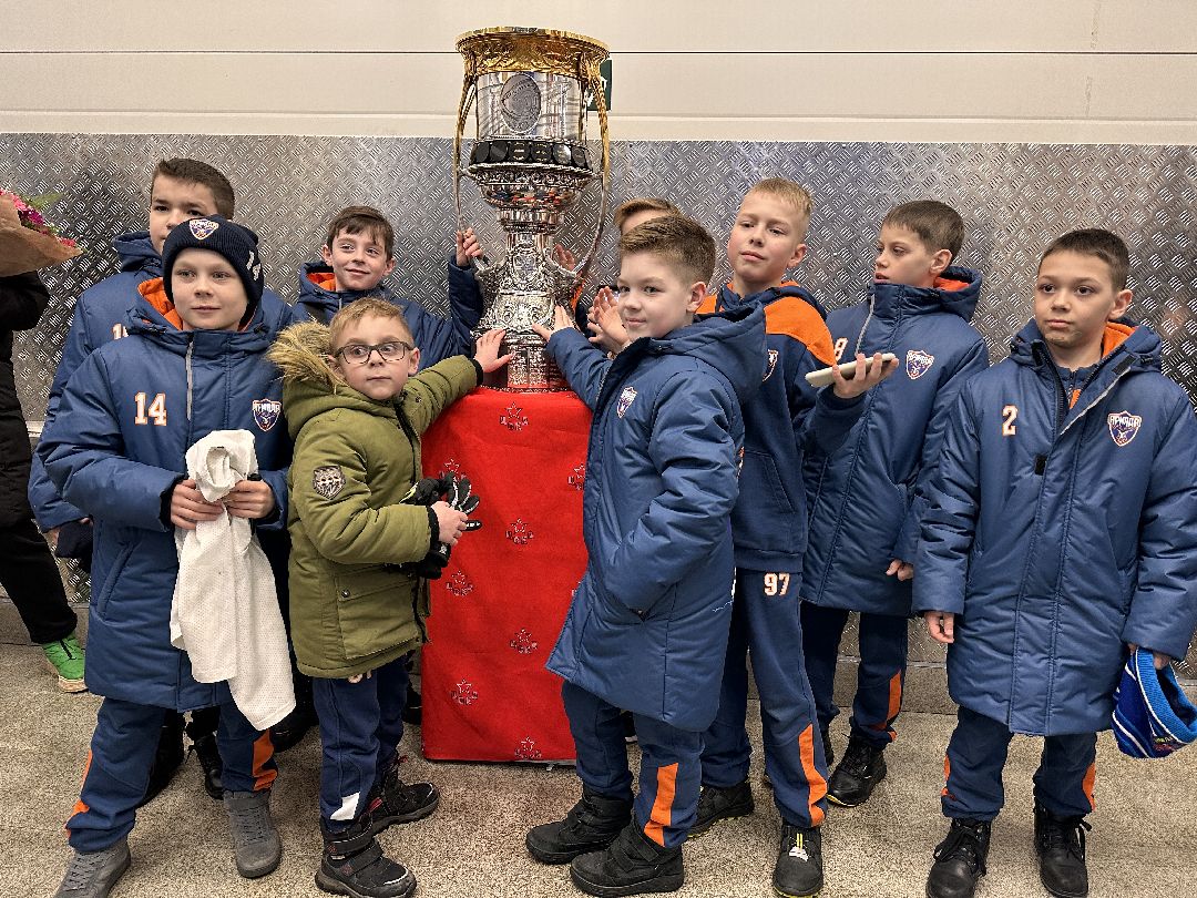 Одинцово, Хоккей, Кубок Гагарина, Ночная Хоккейная Лига, Александр Самокутяев, Красные звёзды