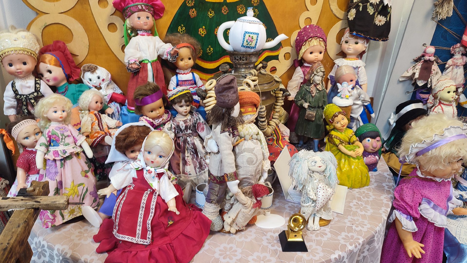 Кашира, музей кукол, барби, неваляшка, чебурашка