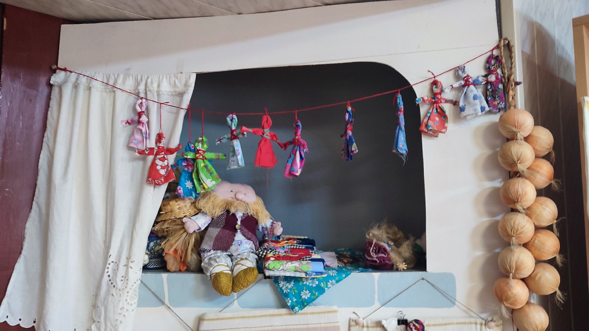 Кашира, музей кукол, барби, неваляшка, чебурашка