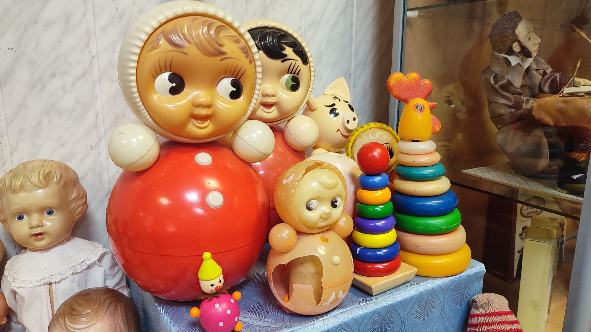 Кашира, музей кукол, барби, неваляшка, чебурашка