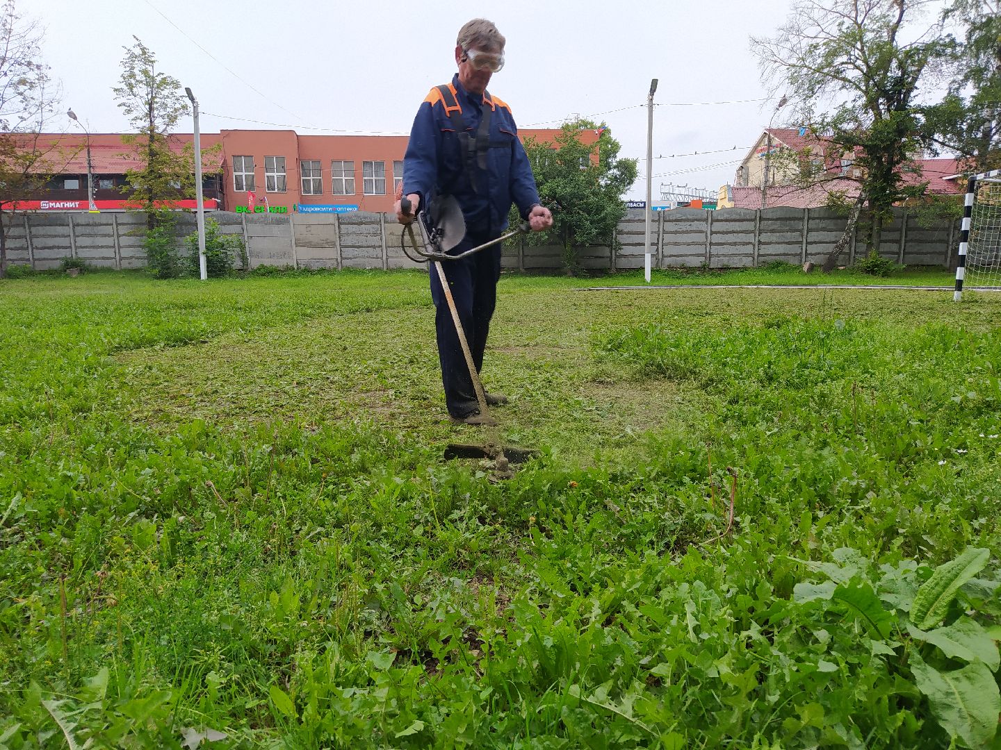 Нахабино, газон, трава, работы