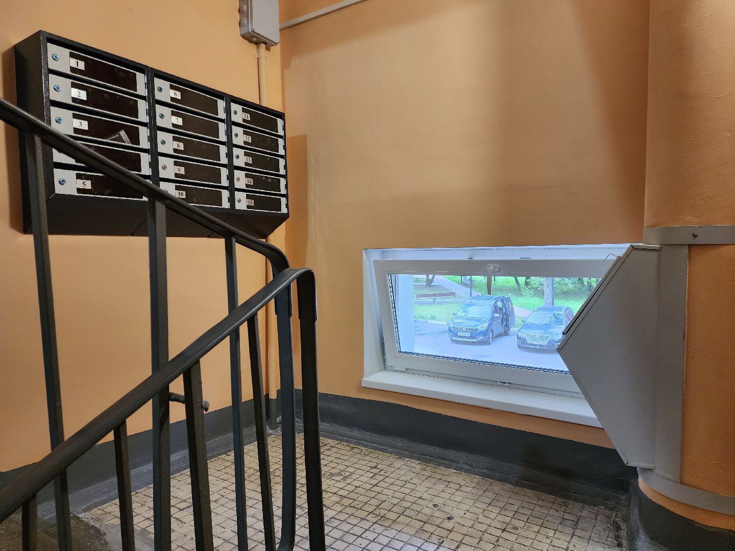 Раменское, ЖКХ, ремонт подъездов, дом 11 на улице Свободы подключили к системе Безопасный город