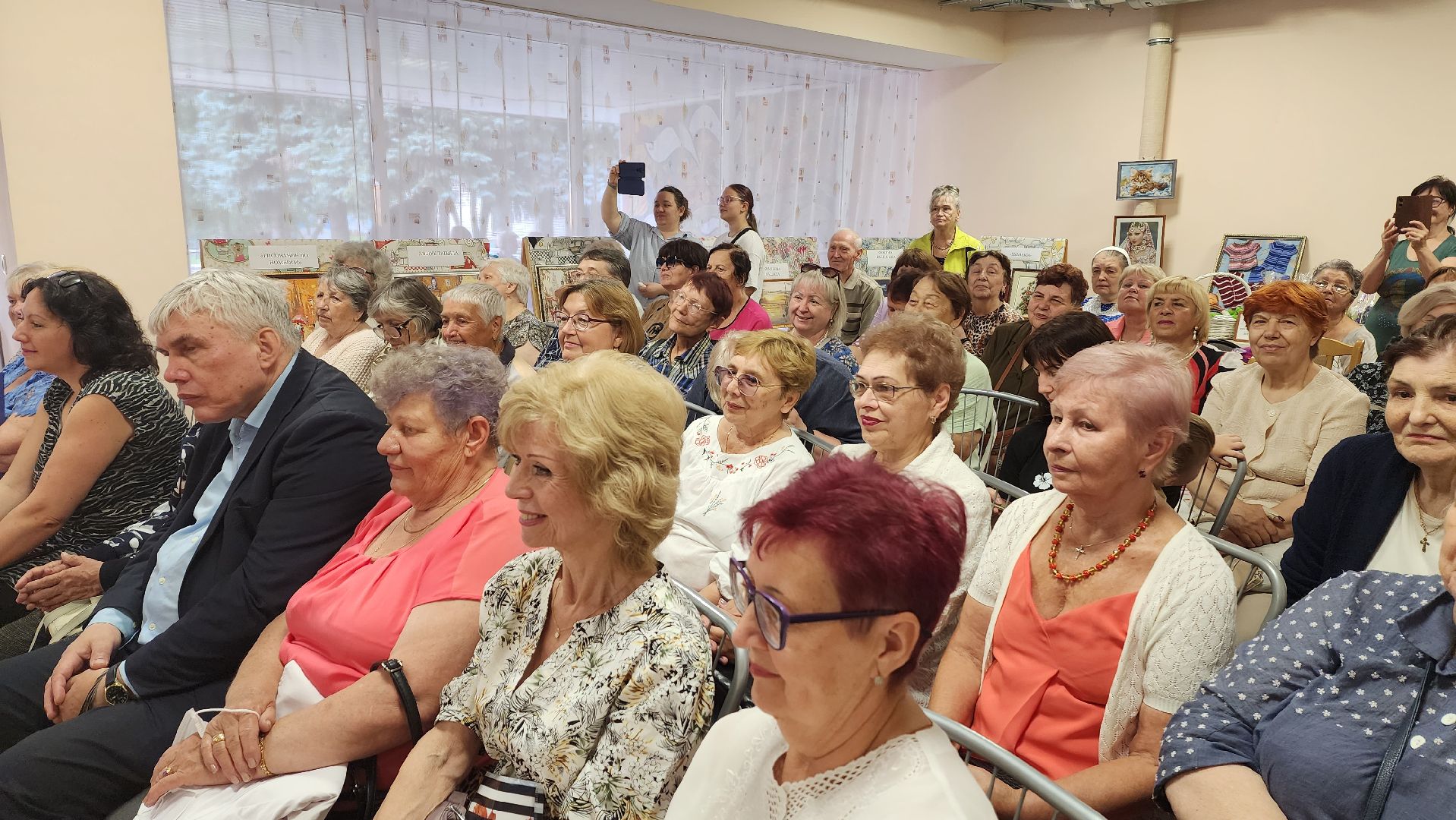 Подмосковье, Ивантеевка, общество