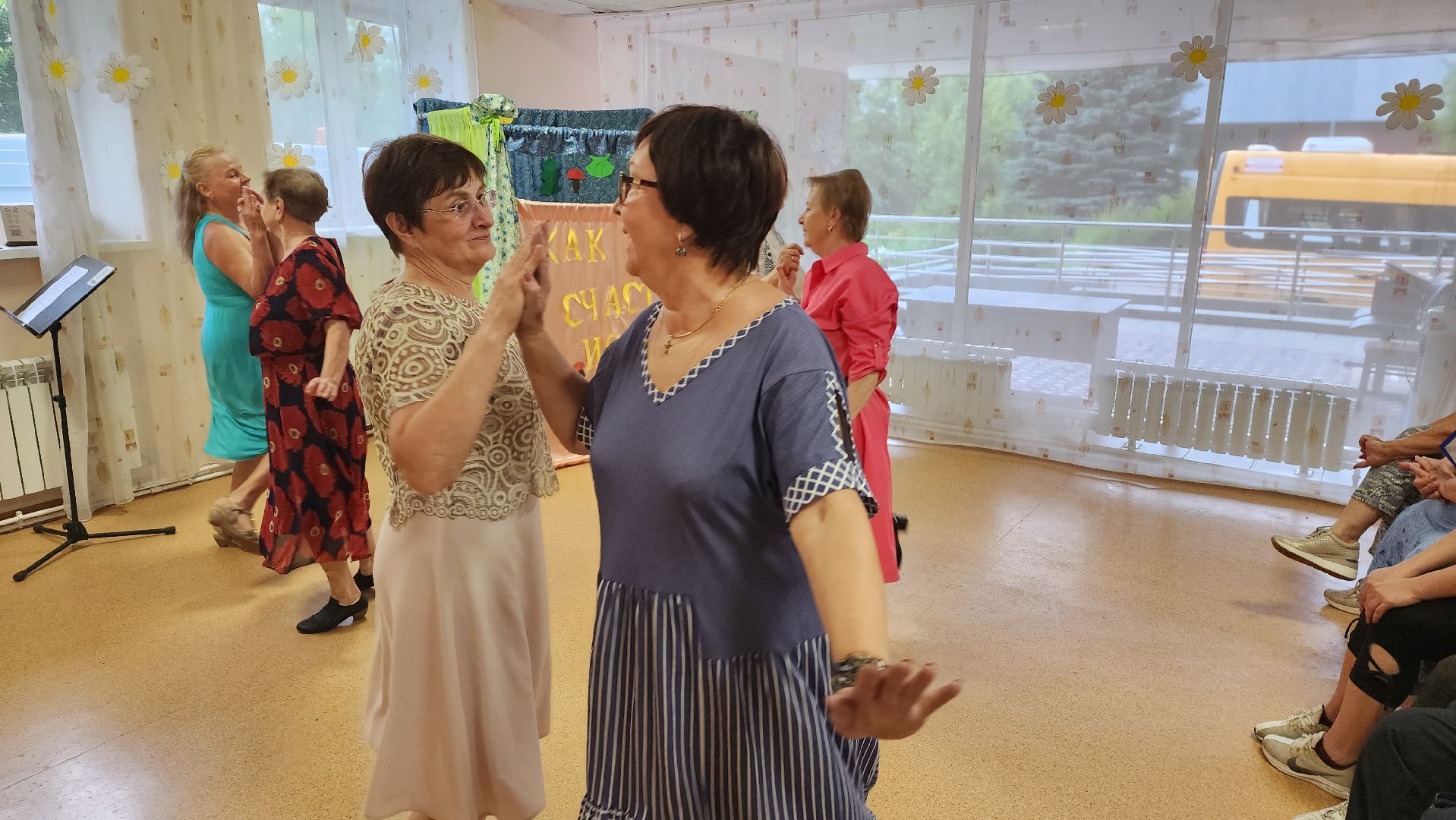 Подмосковье, Ивантеевка, общество