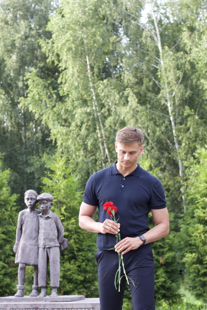 Лобня, митинг, свечи