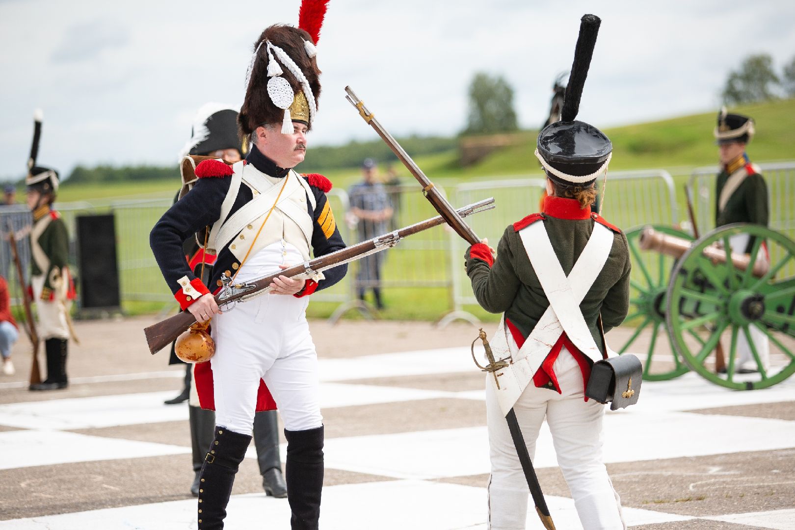 Можайск, Можайский городской округ, Подмосковье, Бородинский музей, живые шахматы, турнир, шахматы, гроссмейстер, реконструкторы, фигуры