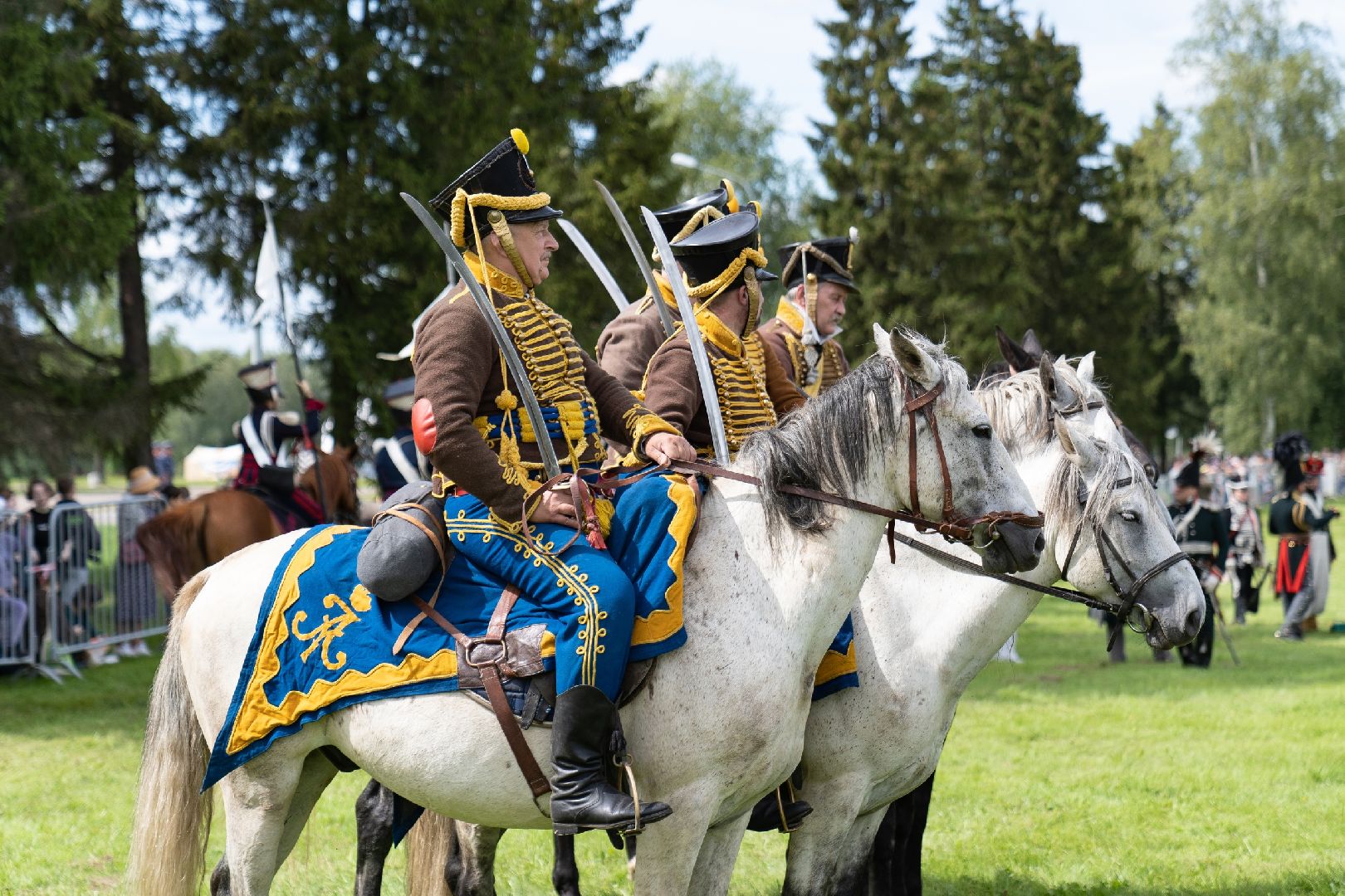 Можайск, Можайский городской округ, Подмосковье, фестиваль, партизаны, Бородинское поле, реконструкторы, Денис Давыдов, бой