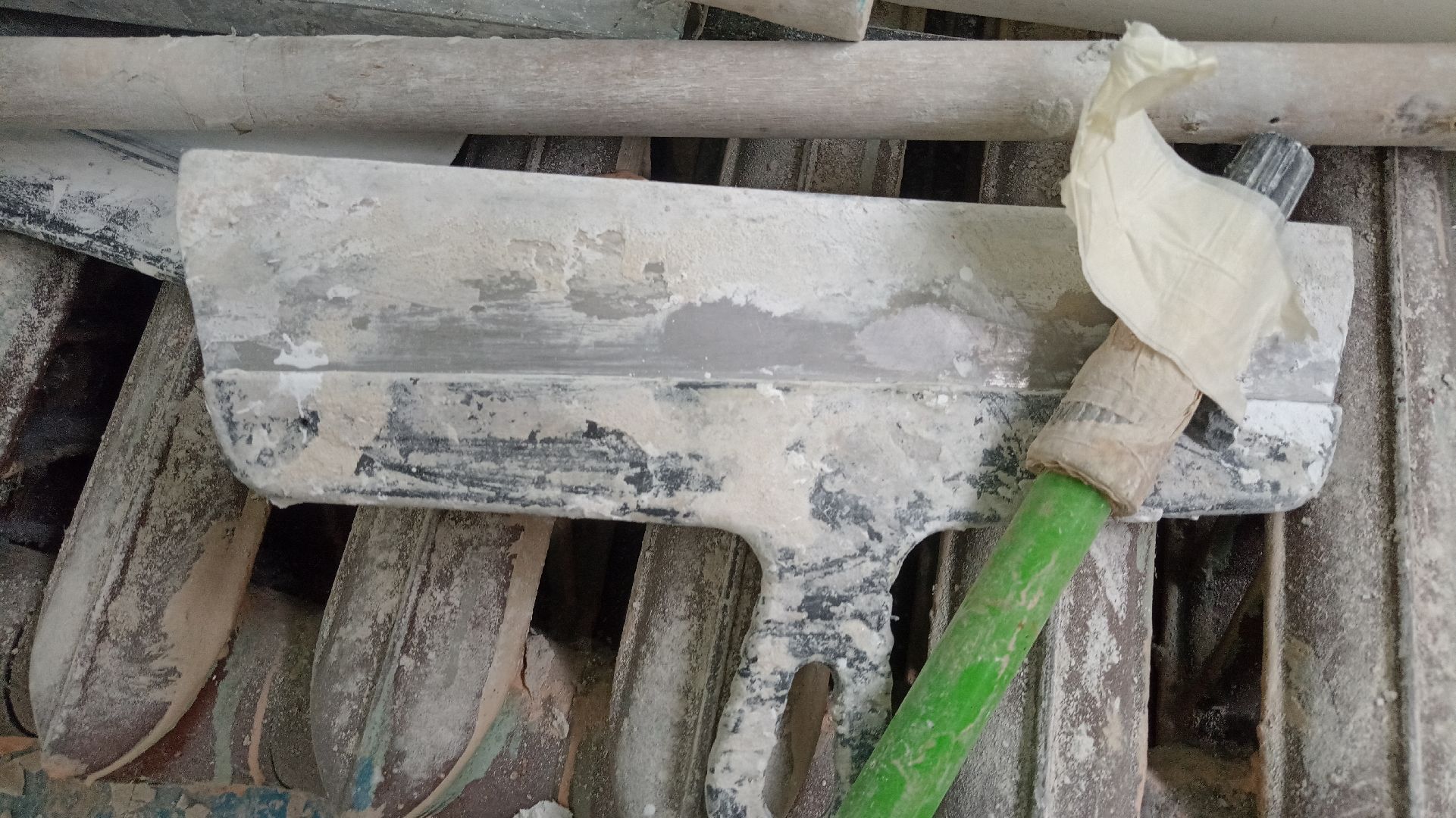 Реутов, образование, спортзал, ремонт, рабочие