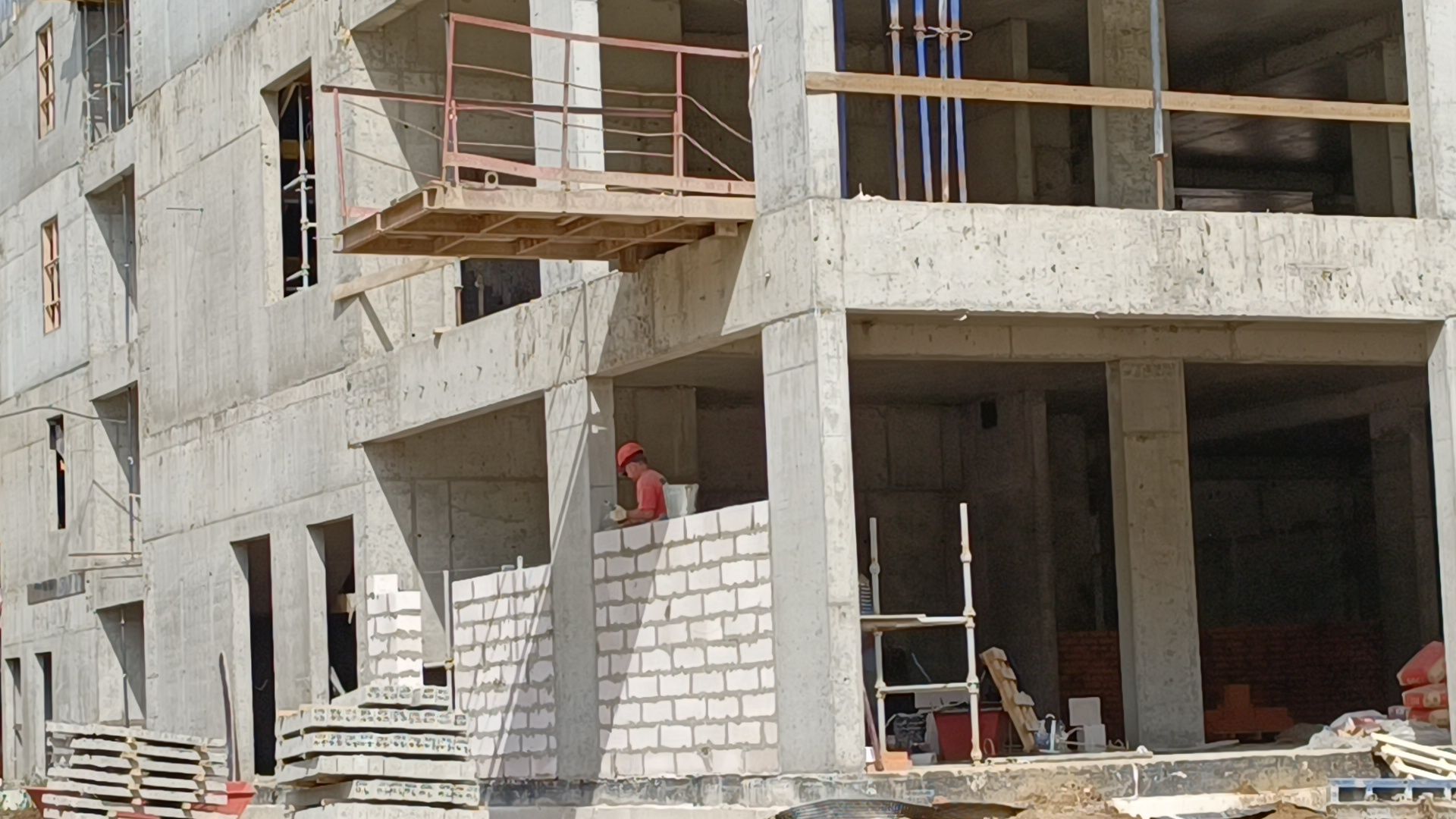 Лобня, строительство, поликлиника