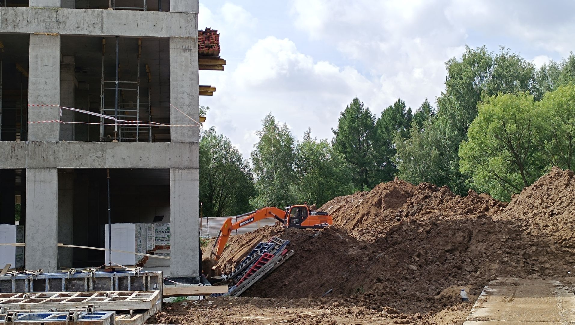 Лобня, строительство, поликлиника