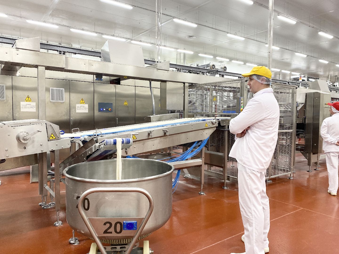 Домодедово, фабрика кухня, пищевая отрасль, пищевое производство, наладчик линий, вспомогательные процессы, карьера пакаря