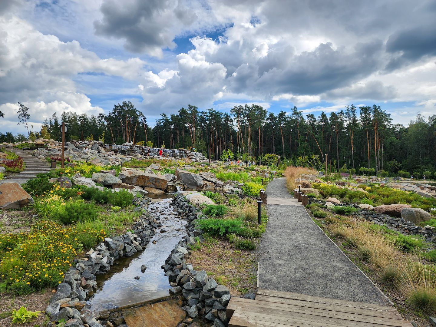Одинцово, парк малевича, ромашково, немчиновка, раздоры, искусство, пруд, купание, акулы, хищники, художники