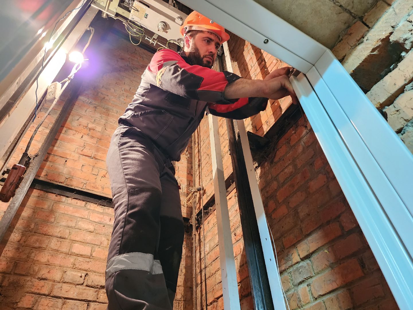 лифт, лифтостроительный завод, серпухов, жкх, ремонт, установка лифтов, улица фрунзе,