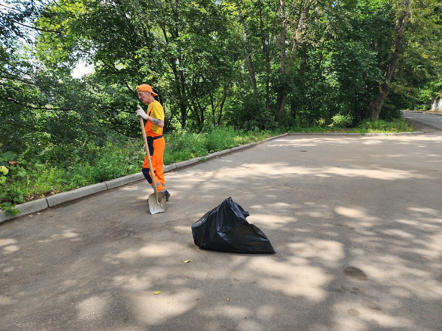 доброе дело, двор, помощь людям