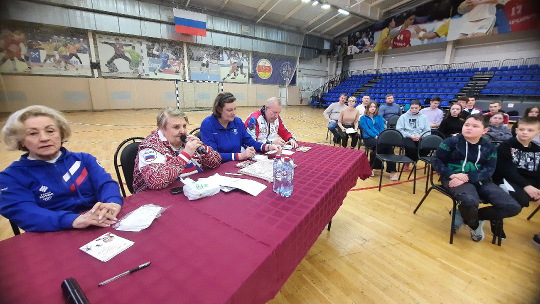 Озёры, Коломна, Орехово-Зуево, Воскресенск, Серебряные Пруды, Егорьевск, Котельники, Протвино, Химки, Щелково, Солнечногорск, Лосино-Петровский, Красногорск, Лобня, Долгопрудный, Зарайск, Кашира, Ступино, Волоколамск, Истра, Руза, Лотошино, Шаховская, Наро-Фоминск, Можайск, Мытищи, Одинцово, Звенигород, Краснознаменск, Павловский Посад, Дубна, Талдом, Сергиев Посад, Электрогорск, Электросталь, Пущино, Серпухов, Чехов, Жуковский, Шатура, Луховицы, Рошаль, Домодедово, Подольск, Ленинский г.о,. Фрязино, Пушкино, Королёв, Подмосковье сегодня, Телеканал 360tv, Радио 1, Реутов, Лыткарино, Люберцы, Дмитров, Клин, Раменское, Богородский, Черноголовка, Балашиха, Стрингеры, РИАМО, Трудовые резервы, Галина Горохова, Тамара Быкова, Лидия Иванова, Вячеслав Собченко