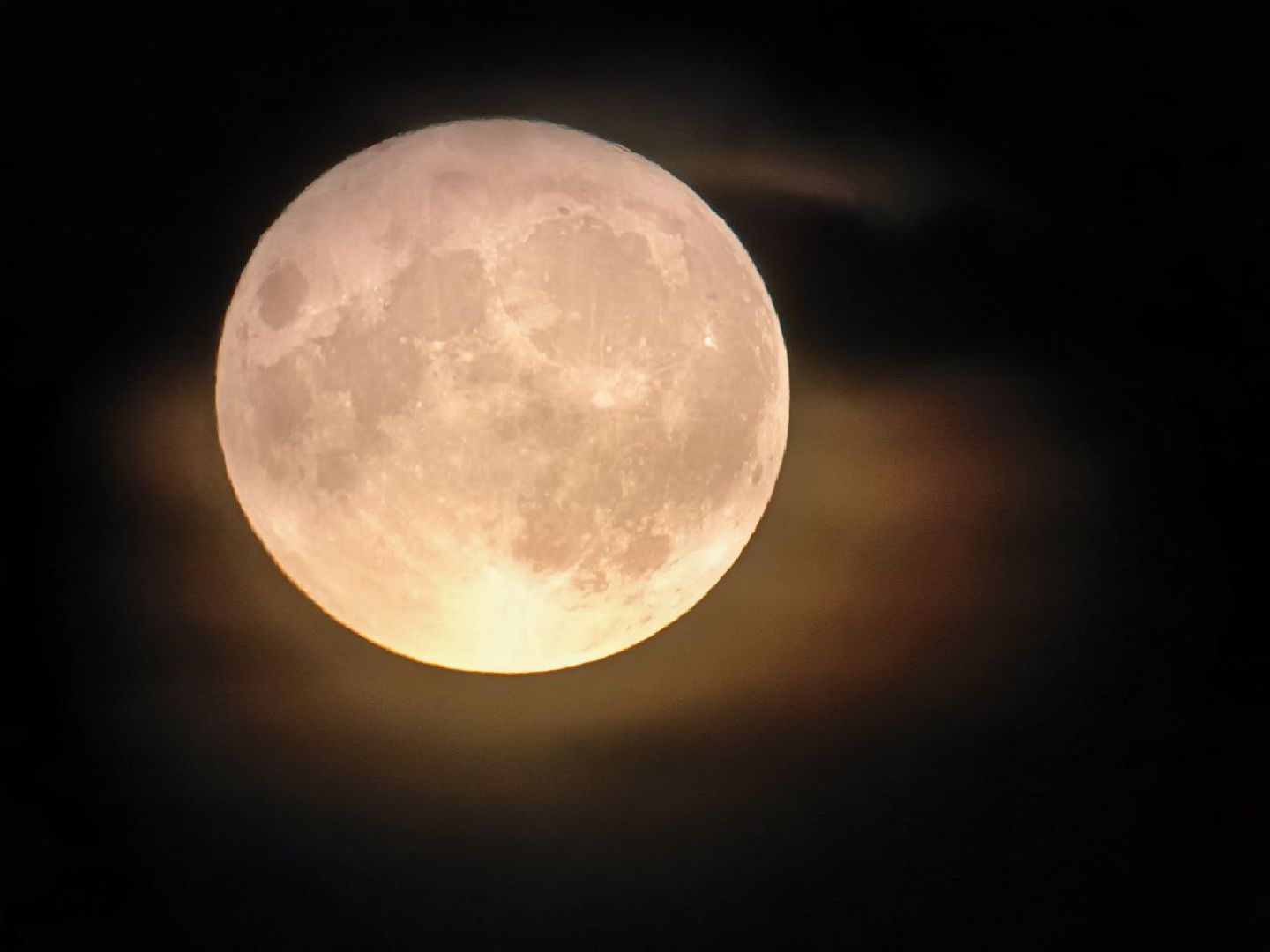 Можайск, Можайский городской округ, Подмосковье, Луна, Земля, суперлуние, осетровое суперлуние, астроном, астрология, явление