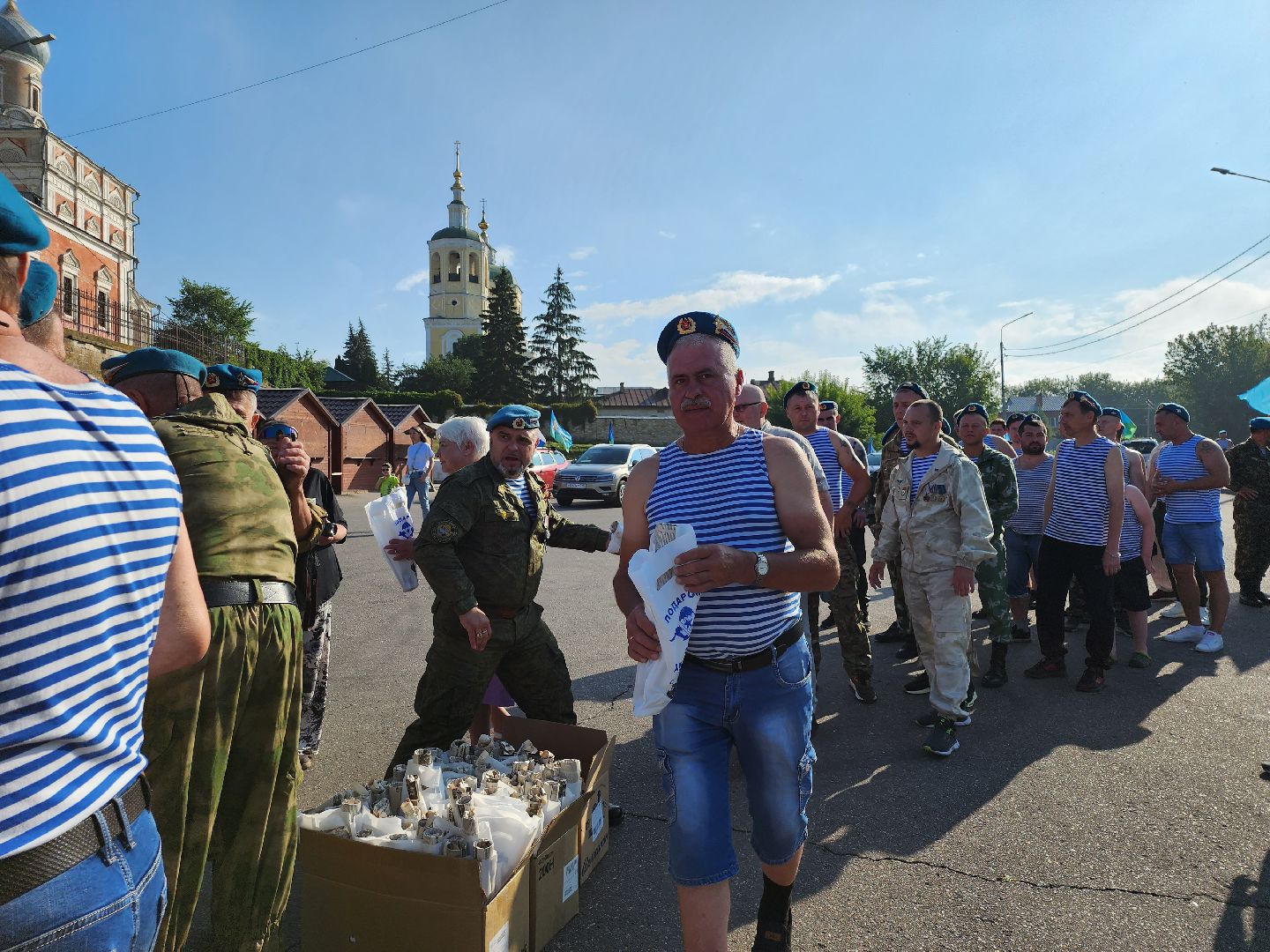 Серпухов, Подмосковье, День ВДВ, десантники, автопробег