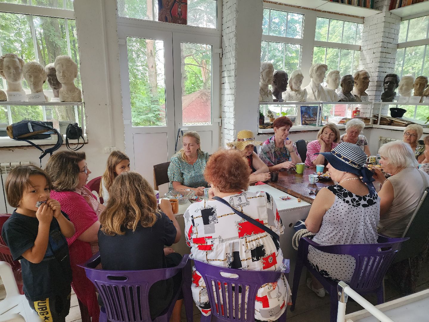 знаменитости, лето в подмосковье, доброе дело