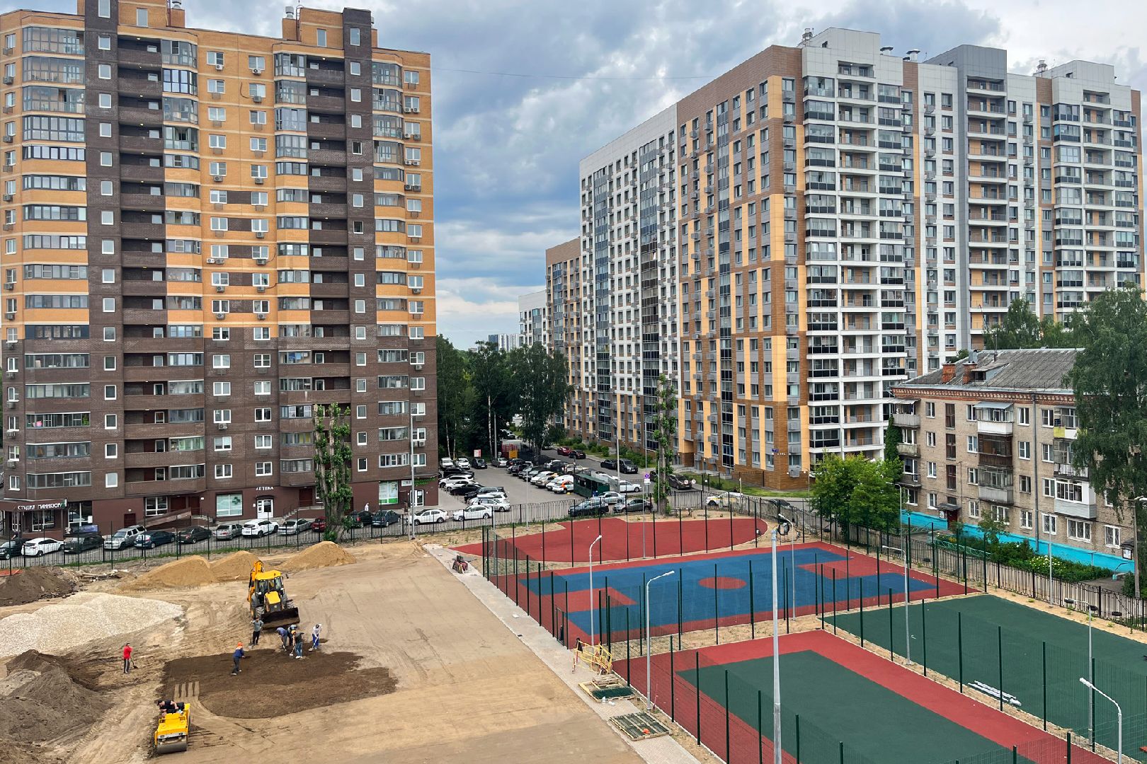 Школа, строительство, жители, спорт